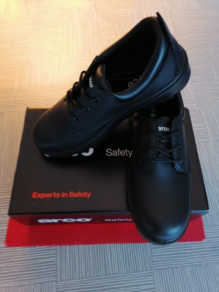 arco dealer boots